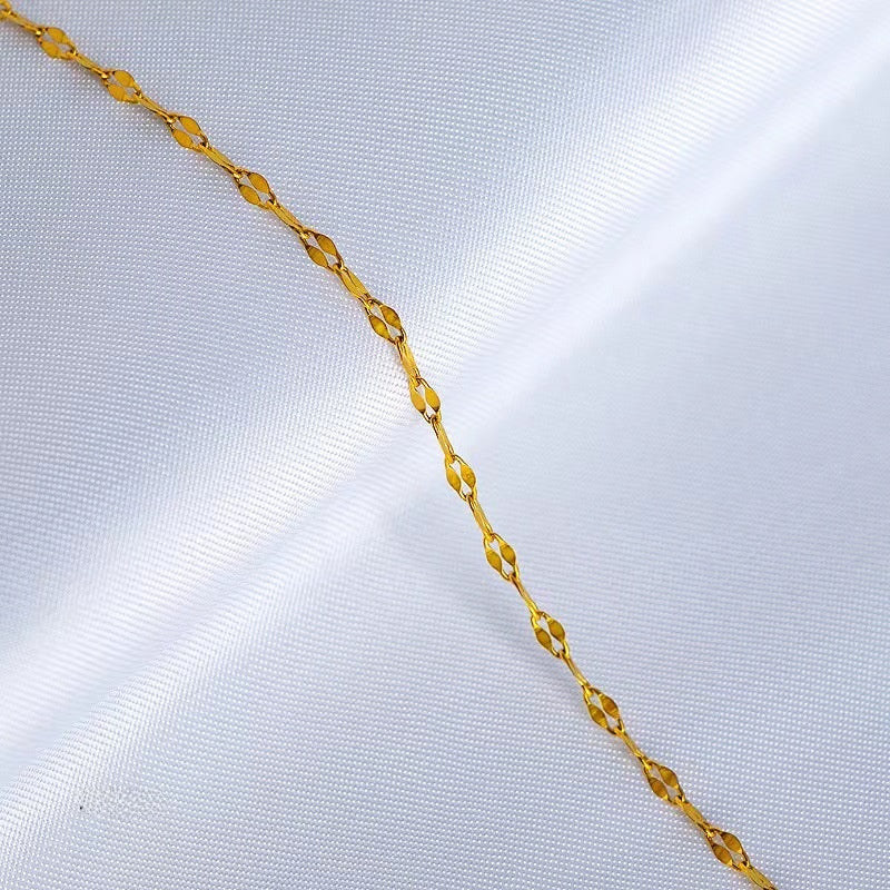 Lips For Love Charms Necklace In Golden Titanium Steel With Cable Chain