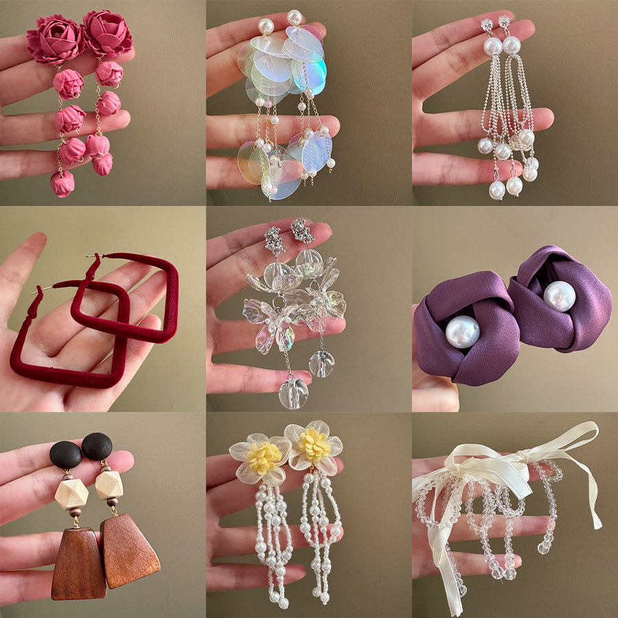 Handmade Sweet White Acrylic Flowers For Women Featuring Crystal Inlay