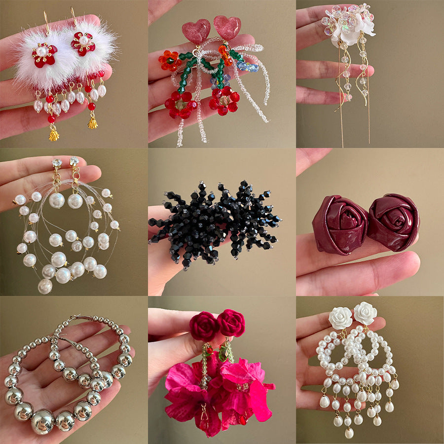 Luxurious White Acrylic Flowers For Women Featuring Zircon Inlay And Elegant Tassel Craft
