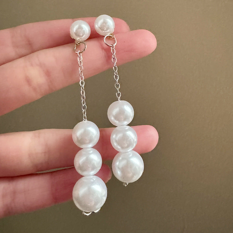 Handmade Sweet White Acrylic Flowers For Women Featuring Crystal Inlay