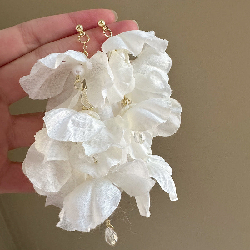 Sweet Multicolor Acrylic Flowers Tassel For Women Daily Wear
