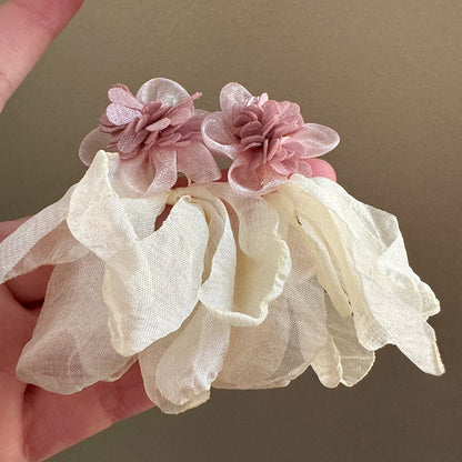 Sweet Multicolor Acrylic Flowers Tassel For Women Daily Wear