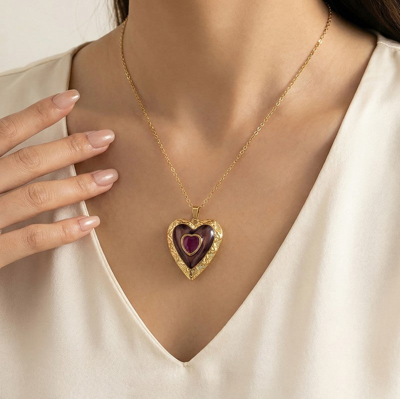 Heart Shape Pendant Necklace For Women In 304 Stainless Steel With Enamel Craft And 18K Real Gold Plated Cable Chain