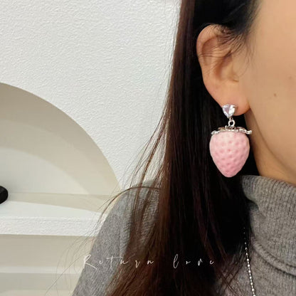 Sweet Strawberry Long Necklace For Women In Mixed Materials With Electroplated Finish, Perfect For Travel