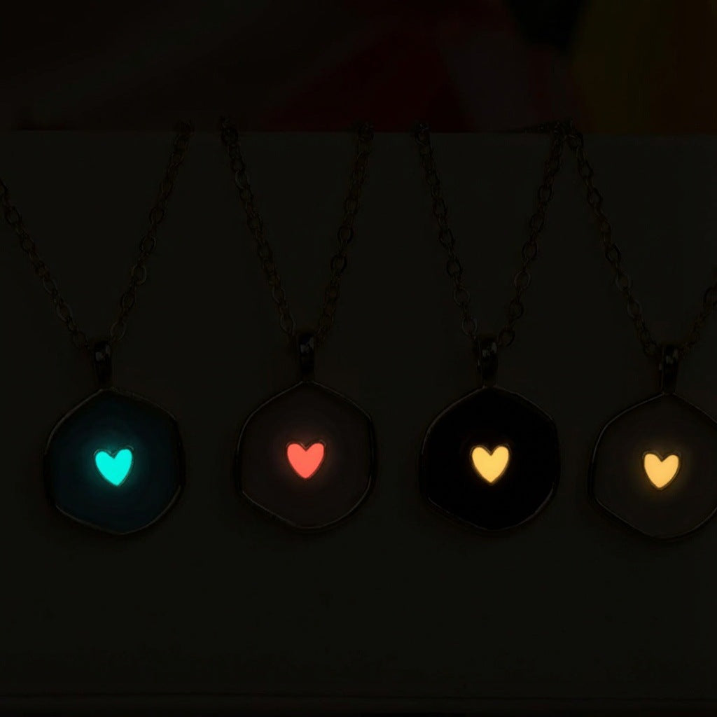 Sweet Heart Shape Necklace For Women Featuring Copper Material With Cable Chain, Perfect For Valentine's Day