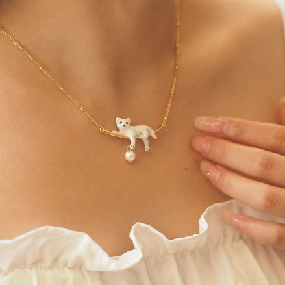 Pastoral Cat Necklace For Women Featuring Epoxy Craft And Zircon Inlay On Copper With Cable Chain
