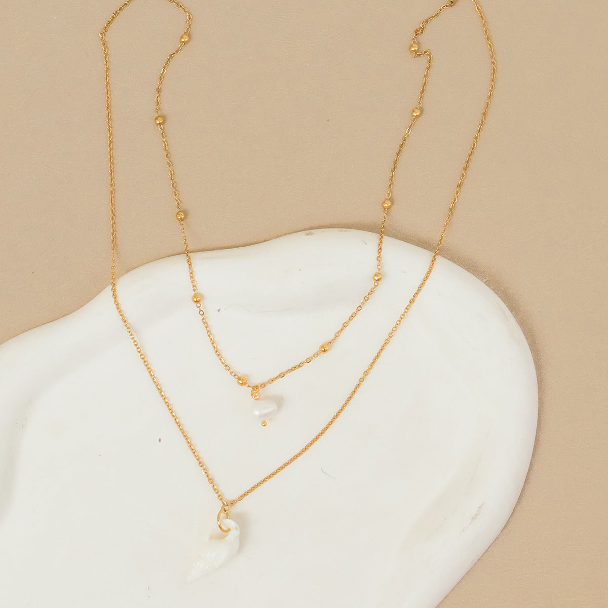 Conch Layered Necklaces For Women Featuring Shell Material, Perfect For Beach Wear