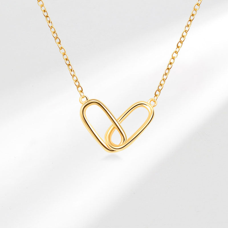 Heart Shape Choker For Women Featuring Zircon Inlay On Copper With Electroplated Gold Plating And Cable Chain