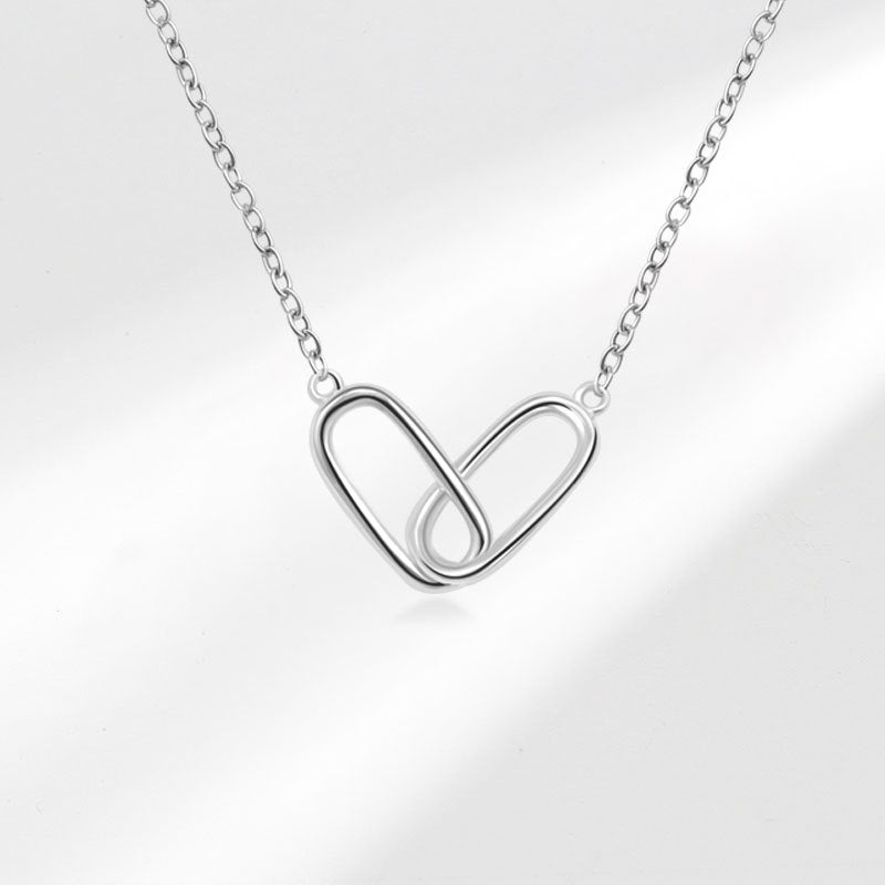 Heart Shape Choker For Women Featuring Zircon Inlay On Copper With Electroplated Gold Plating And Cable Chain