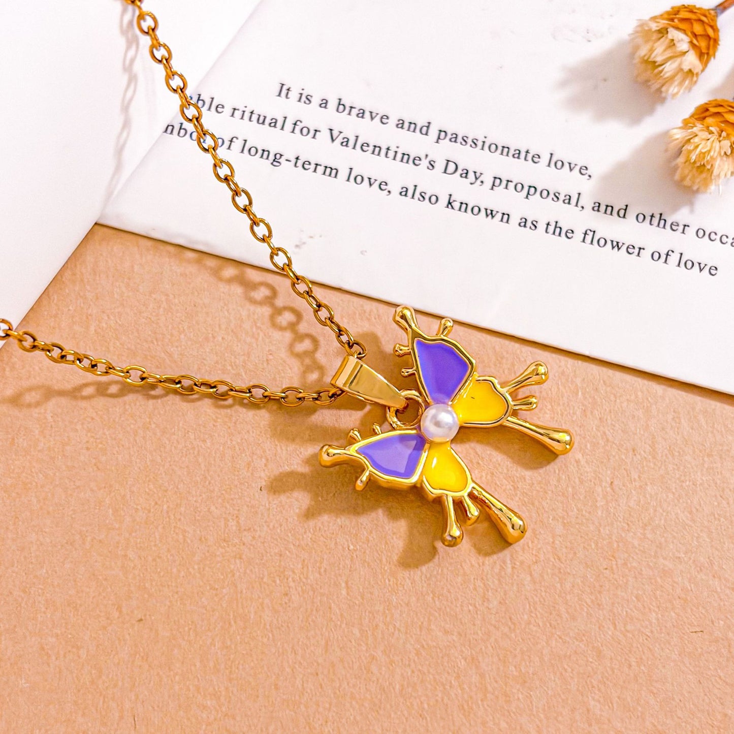 Sweet Butterfly Necklace For Unisex Featuring Zircon Inlay With Titanium Steel Cable Chain