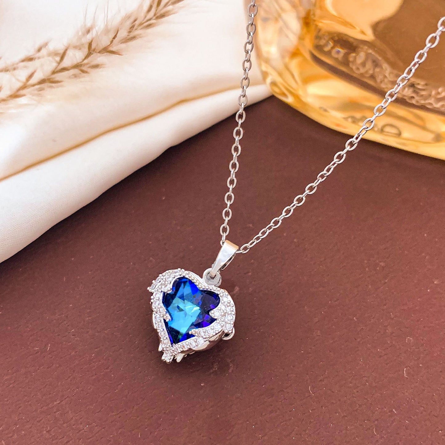 Ocean Sweet Necklace For Women In Titanium Steel With Cable Chain