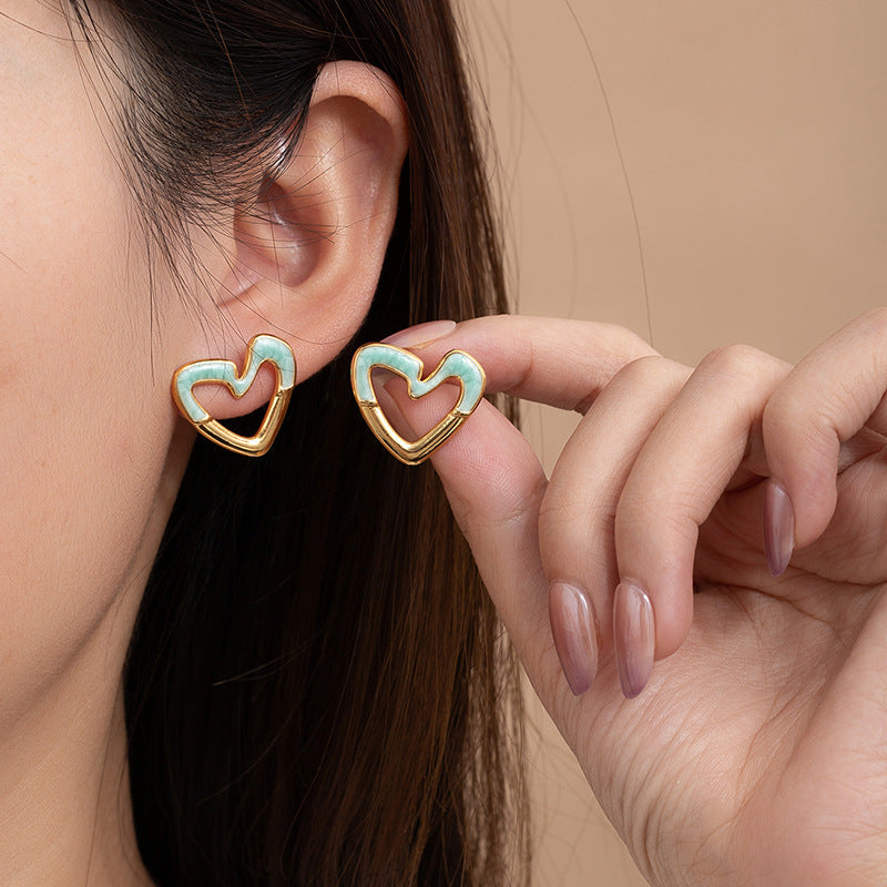 Heart Shape Enamel Stud Earrings For Women Made Of Durable Titanium Steel