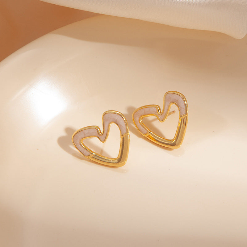 Heart Shape Enamel Stud Earrings For Women Made Of Durable Titanium Steel