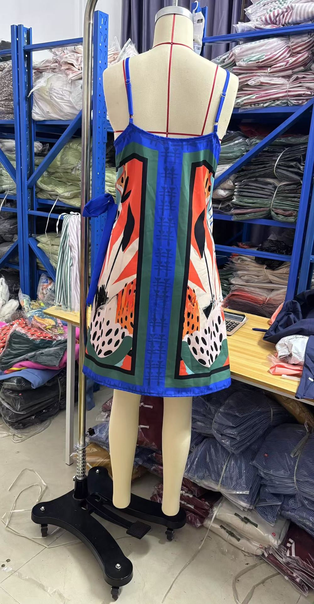 Floral Sleeveless V Neck Casual Regular Dress In Polyester Fabric With Above Knee Length