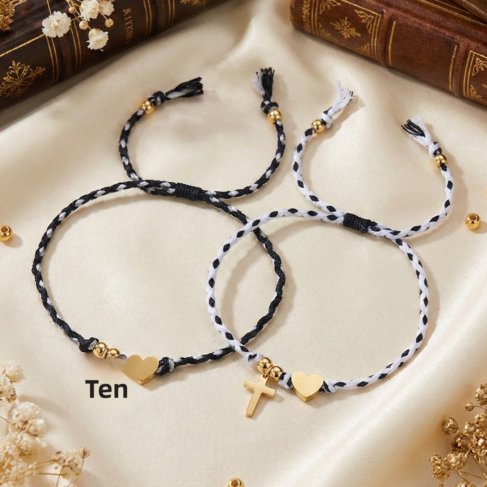 A Pair Of Adjustable Double-layer Braided Rope Bracelet Heart Pendant Accessories Suitable For Dinner Date British Style Minimalist Style