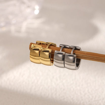 Sweet Earrings For Women Made Of 302 Stainless Steel In Elegant Golden Color