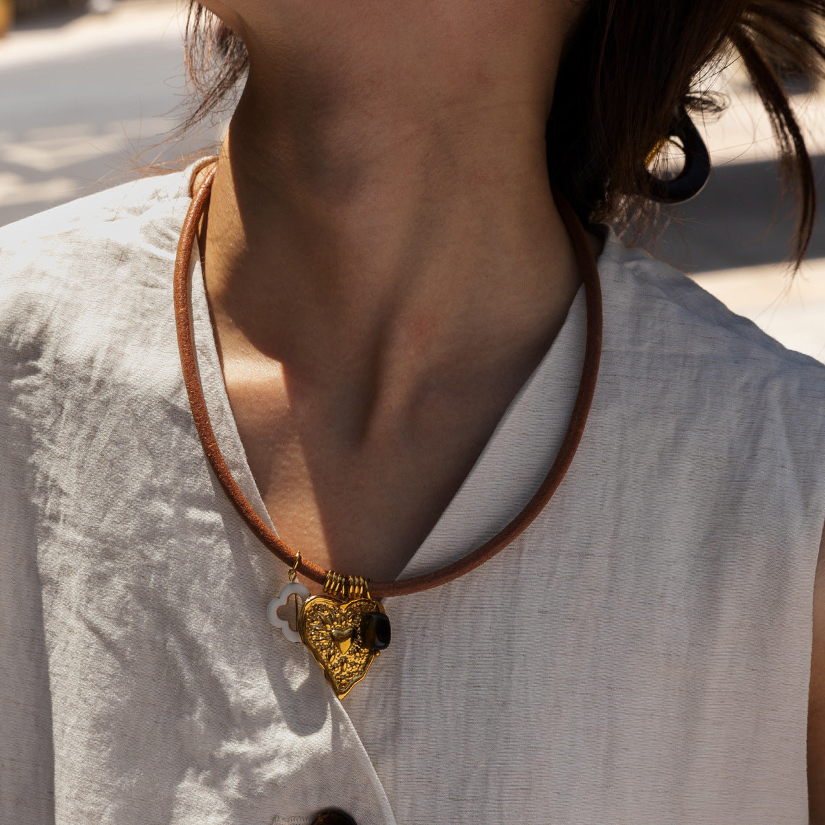 Flowers Pendant Necklace For Elegant Style