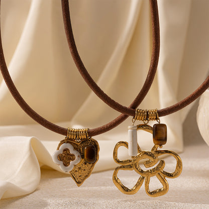 Flowers Pendant Necklace For Elegant Style