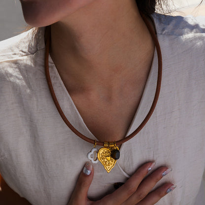 Flowers Pendant Necklace For Elegant Style
