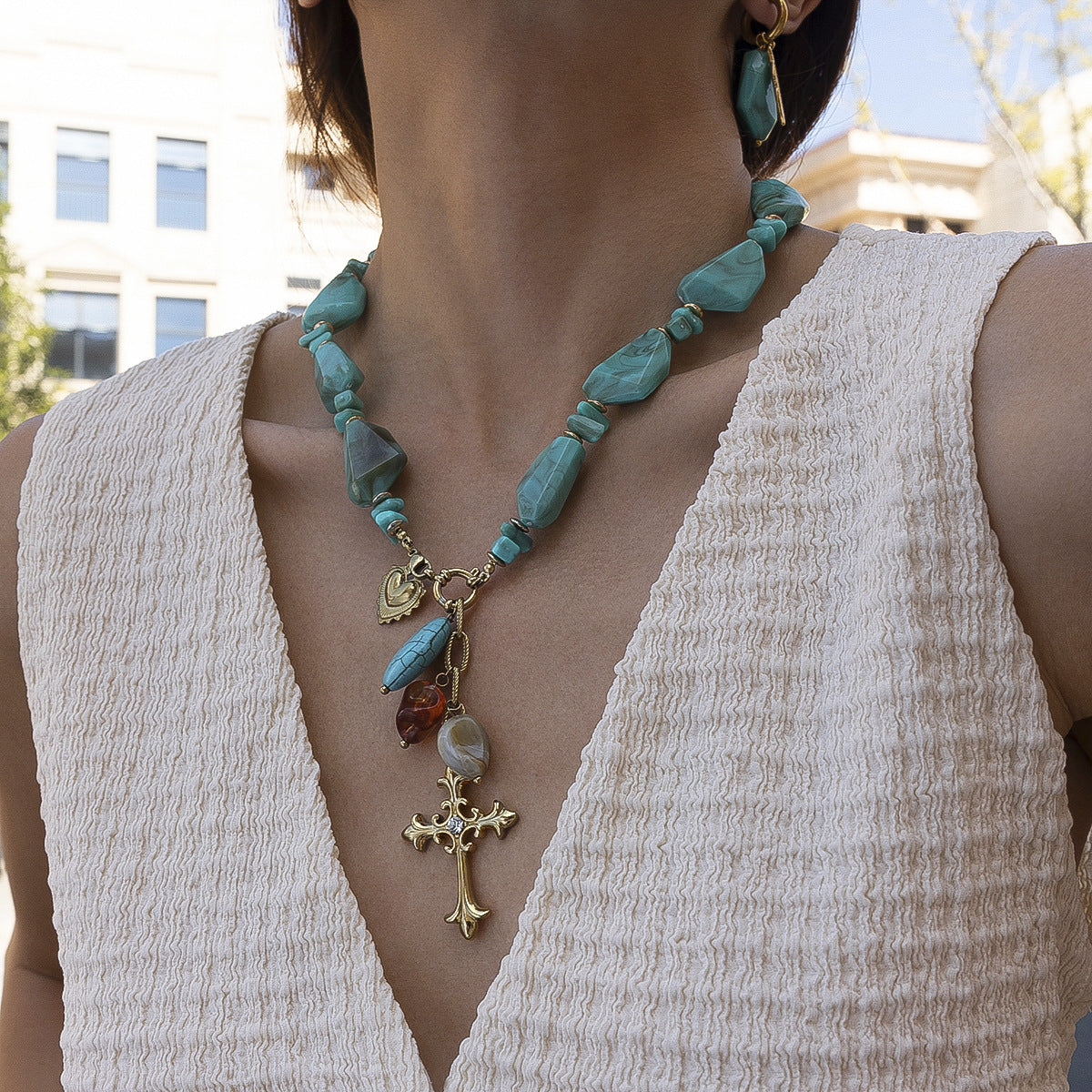 For Irregular Necklace In Steel Color Featuring Unique Design