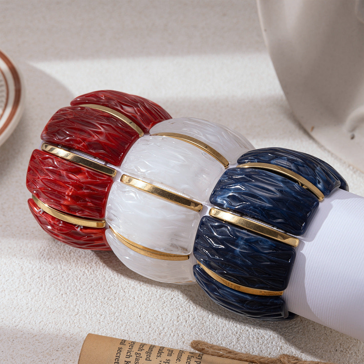 For Bangle Made Of Durable 304 Stainless Steel, Available In Stylish Colour