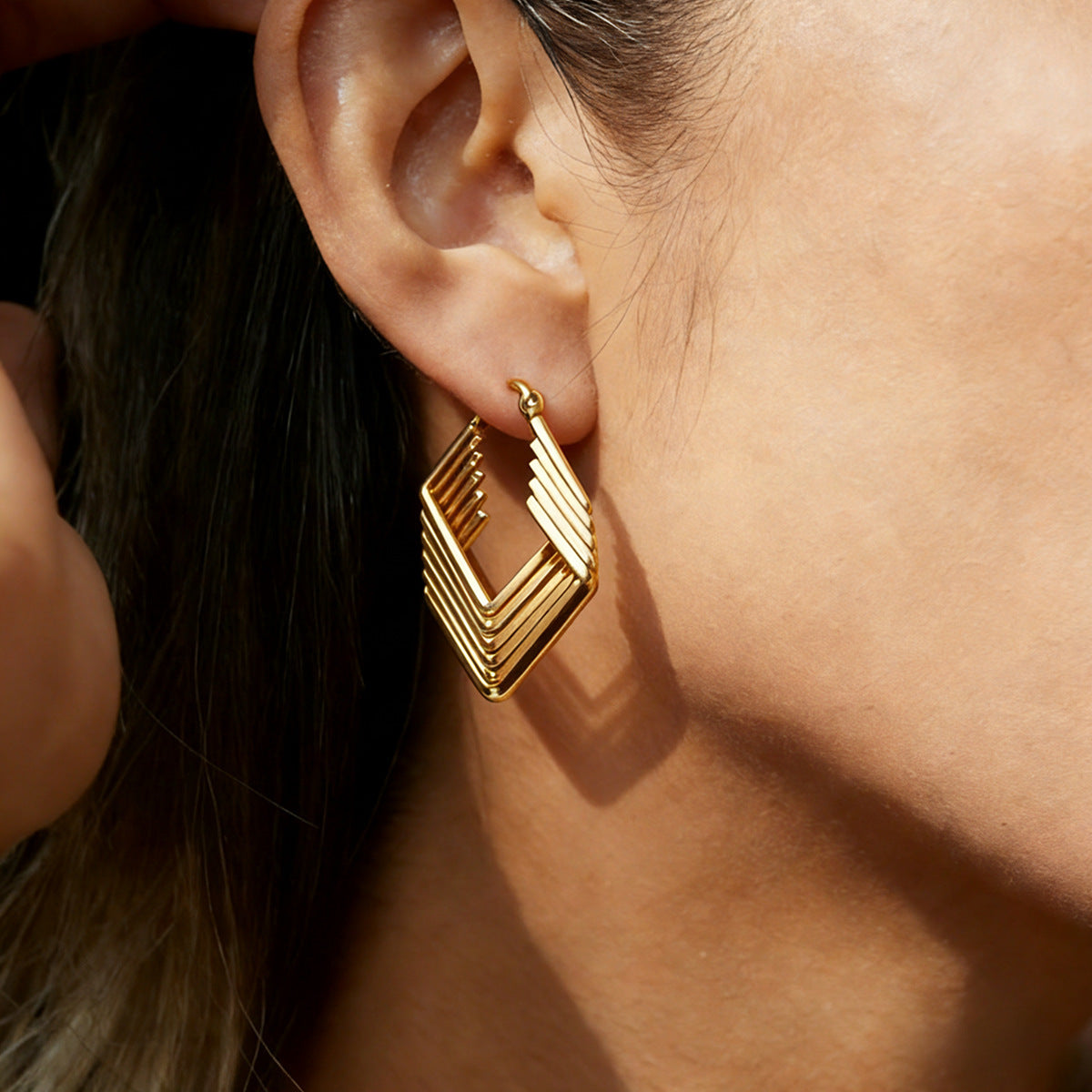 Irregular Stud Earrings For Women Made Of Durable Titanium Steel In Elegant Golden Color