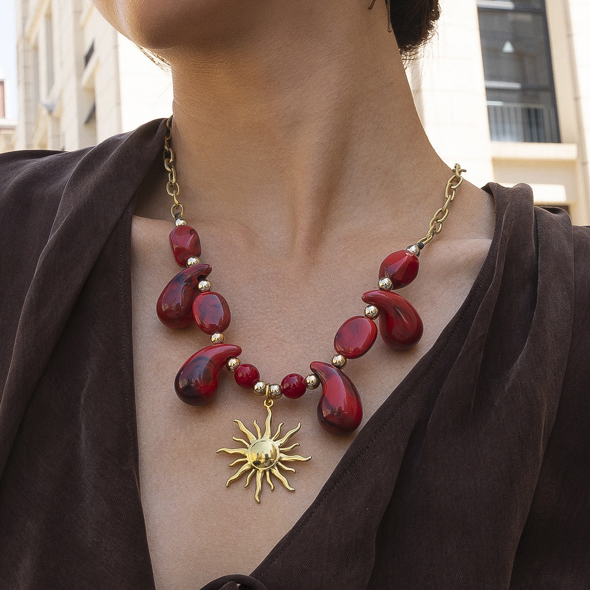 Sun Pattern Acrylic Necklace For Women Featuring Elegant Design