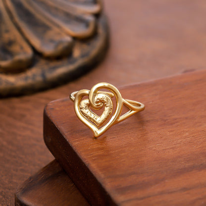 Heart Shape Ring For Women In 304 Stainless Steel Featuring A Golden Finish