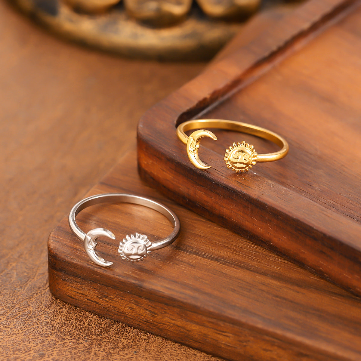 Unisex Star Ring In Golden Color For Everyday Wear