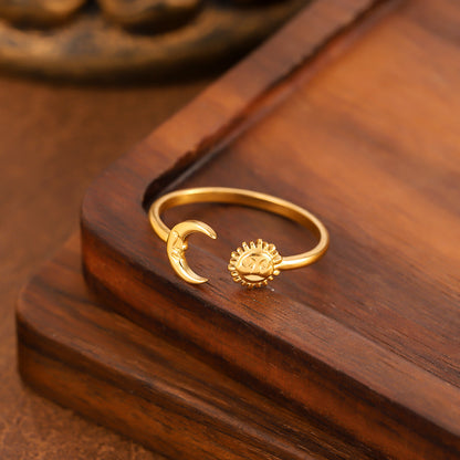 Unisex Star Ring In Golden Color For Everyday Wear