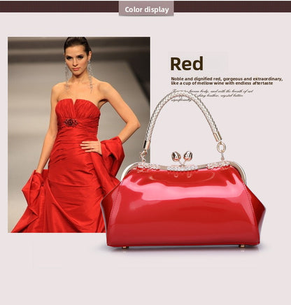 Square Shoulder Bag For Women In Patent Leather Featuring Elegant Design