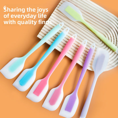 Silica Gel Baking Scraper For Kitchen And Cooking Use, Durable And Flexible Silicone Tool