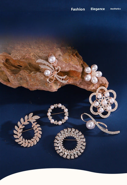 Elegant Flower Pearl Pin Brooch, Perfect Christmas Accessory With Delicate Floral Design