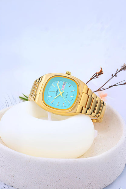 Women’s Quartz Watch With Tempered Glass, Square Dial, Steel Strap, Number Display, Butterfly Double Snap Buckle Golden