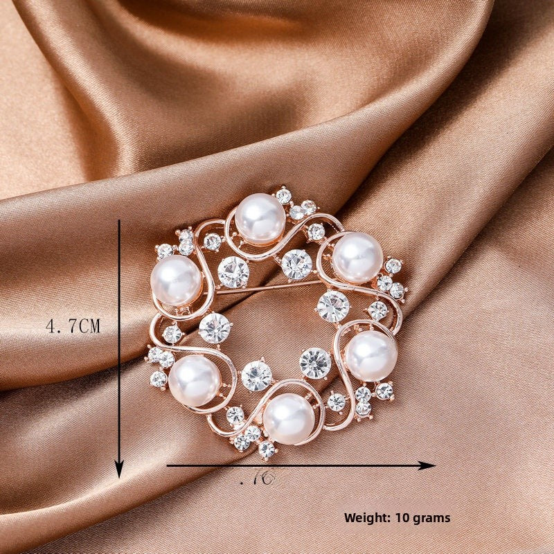 Elegant Flower Pearl Pin Brooch, Perfect Christmas Accessory With Delicate Floral Design