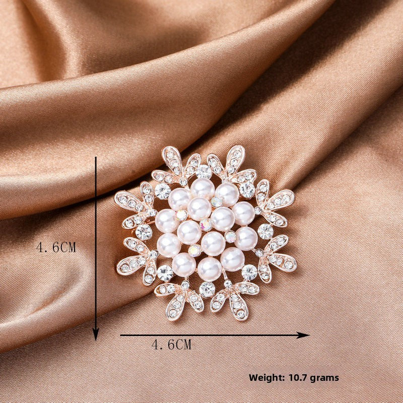 Elegant Flower Pearl Pin Brooch, Perfect Christmas Accessory With Delicate Floral Design