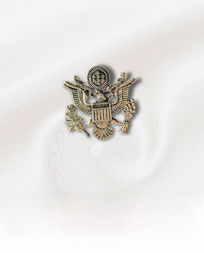 Pin Brooches Made Of Durable Alloy, Stylish And Elegant Jewelry Accessories