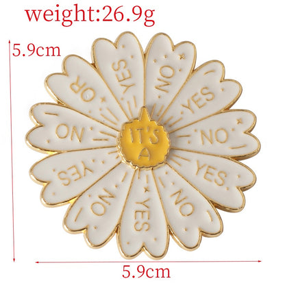 Daisy Pattern Keychain Featuring Elegant Floral Design For Stylish Accessory