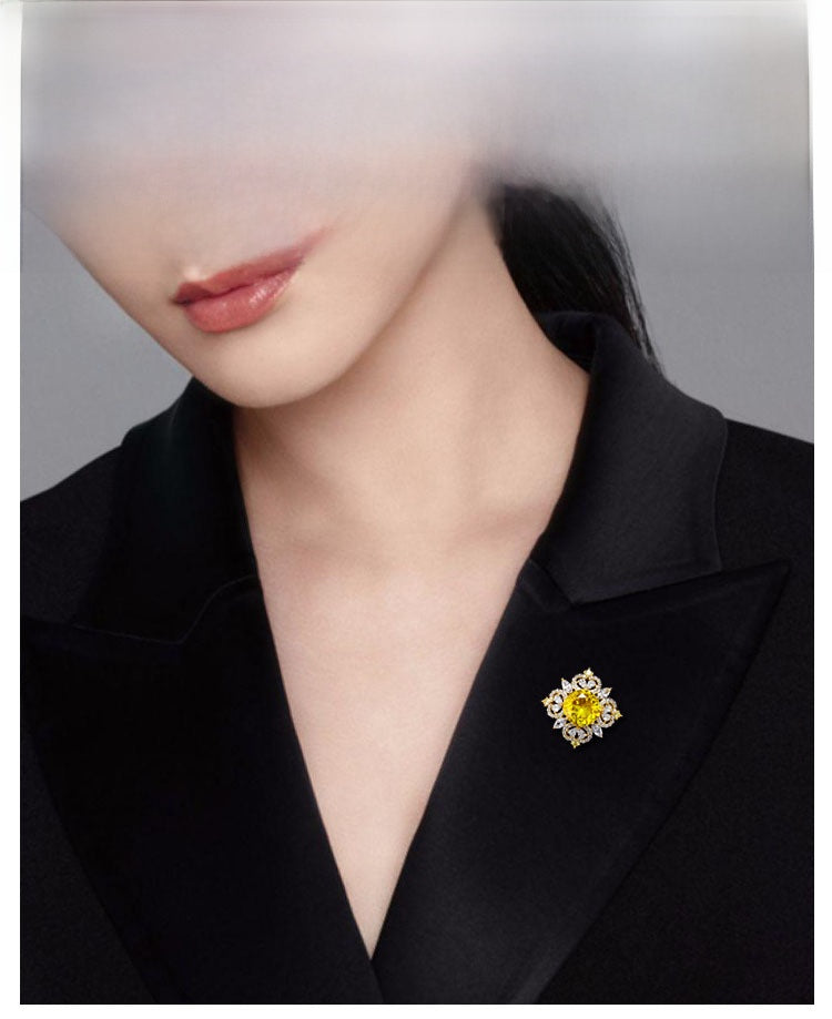 Flower Pin Brooch Featuring Zircon Inlay In Elegant Green Color