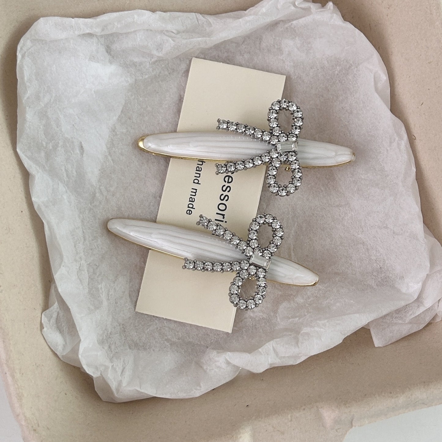 French Style Bow Tie Hairpin For Women With White Rhinestones, 1 PCS Package