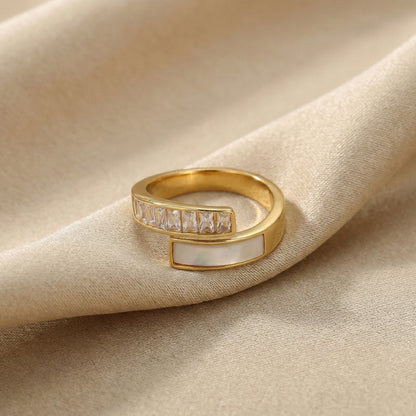 Starburst Ring For Women In 304 Stainless Steel Electroplated With 18K Real Gold Plated And Rhinestones Inlay