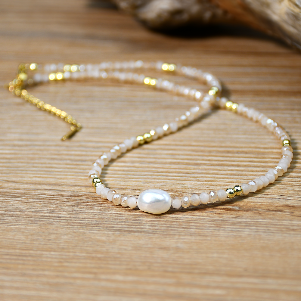 Women’s Necklace Featuring Crystal Pattern With Freshwater Pearl Inlay, Artificial Crystal Material, Beading Craft On Beaded Chain