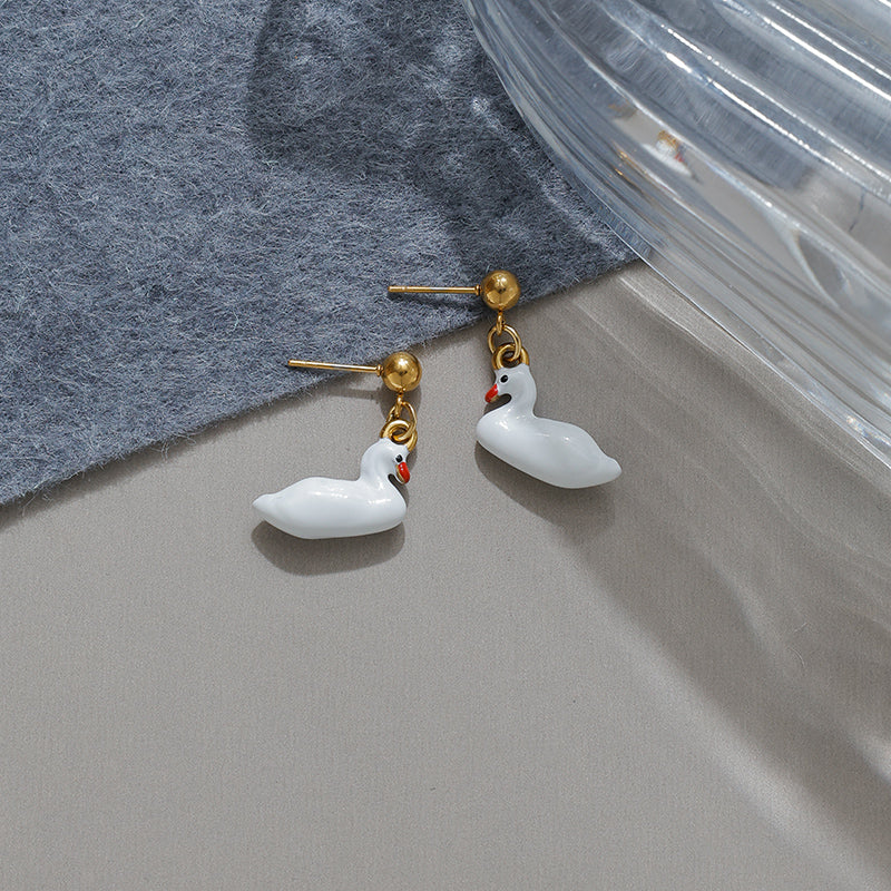 Cute Penguin Stud Earrings For Women In 304 Stainless Steel With 18K Gold Plated Electroplated Finish