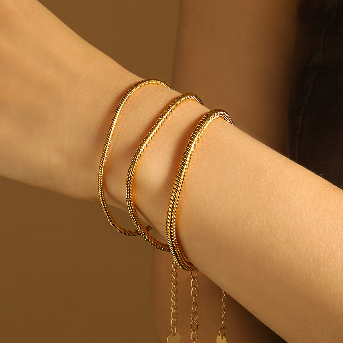 Snake Pattern Bracelet For Men And Women, Made Of Durable Titanium Steel In Golden Color