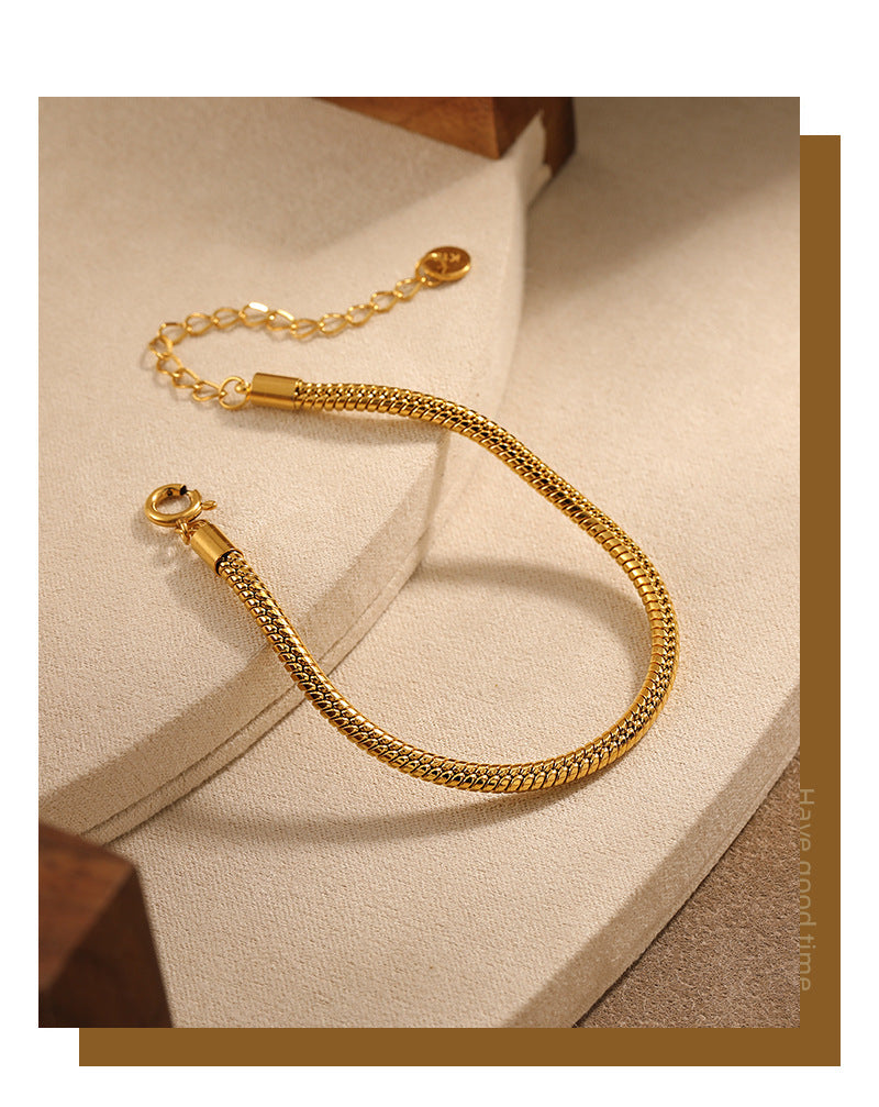 Snake Pattern Bracelet For Men And Women, Made Of Durable Titanium Steel In Golden Color