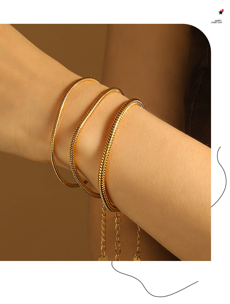 Snake Pattern Bracelet For Men And Women, Made Of Durable Titanium Steel In Golden Color