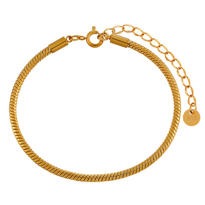 Snake Pattern Bracelet For Men And Women, Made Of Durable Titanium Steel In Golden Color