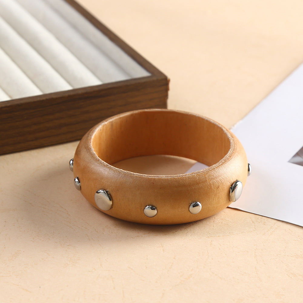 For Brown Retro Style Wooden Bangle Featuring Classic Design And Durable Craftsmanship