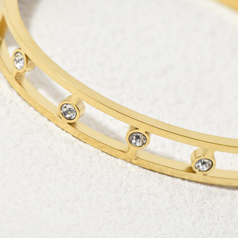 For Bangle Made Of Durable Titanium Steel In Elegant Golden Color