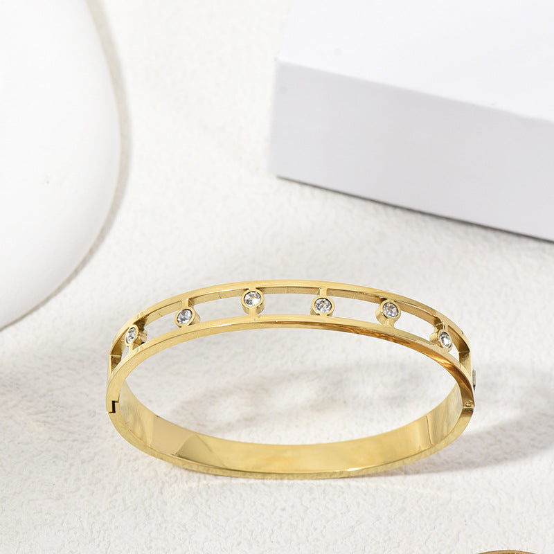 For Bangle Made Of Durable Titanium Steel In Elegant Golden Color